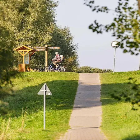 5 Sterne Ostseedeck Mit Westbalkon Wustrow (Fischland)